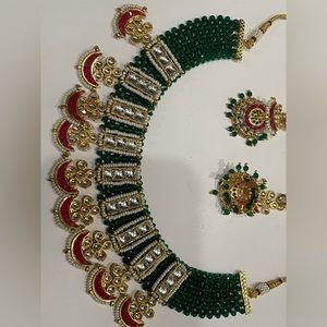 Green and red Indian necklace, traditional jewelry with earrings